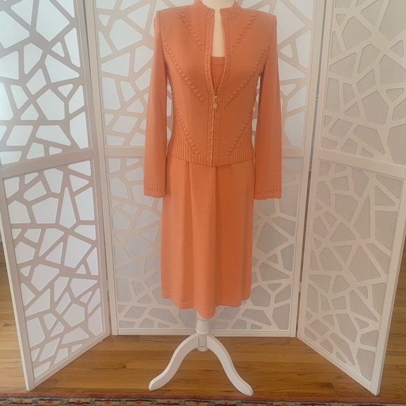 St. John Collection Orange Knit Cardigan - Picture 3 of 5